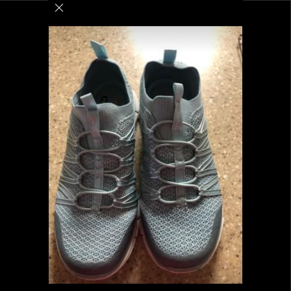 Teal Blue Sketchers Sneakers with Memory Foam